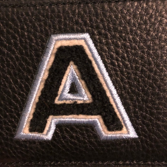 Tory Burch Wallet Key Ring - Picture 2 of 5